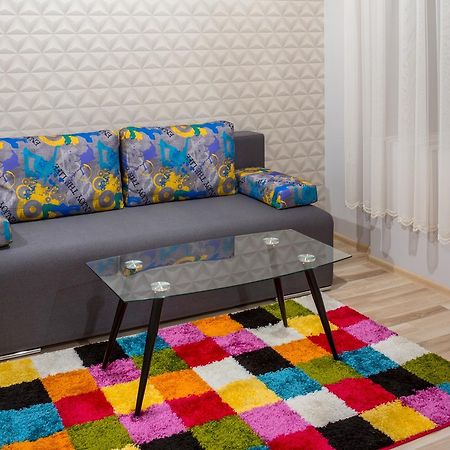 Apartment On Pekarska Street Зі Світлом! Lviv Eksteriør billede