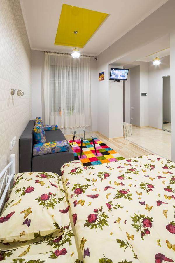 Apartment On Pekarska Street Зі Світлом! Lviv Eksteriør billede